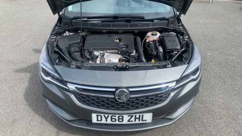 Vauxhall Astra 1.6T 16V 200 Elite Nav 5dr Petrol Hatchback